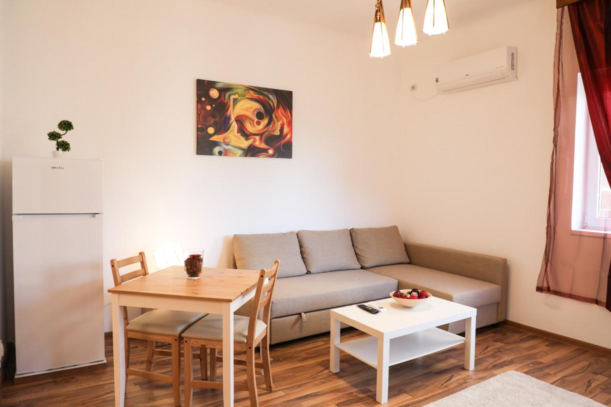 Ultracentral Apartament With Balcony - Old Town Букурещ Екстериор снимка