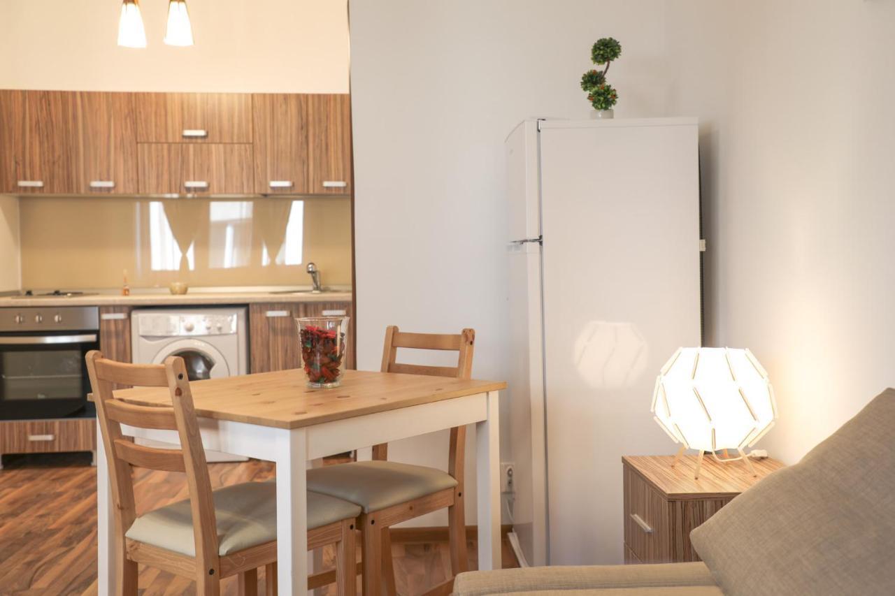 Ultracentral Apartament With Balcony - Old Town Букурещ Екстериор снимка