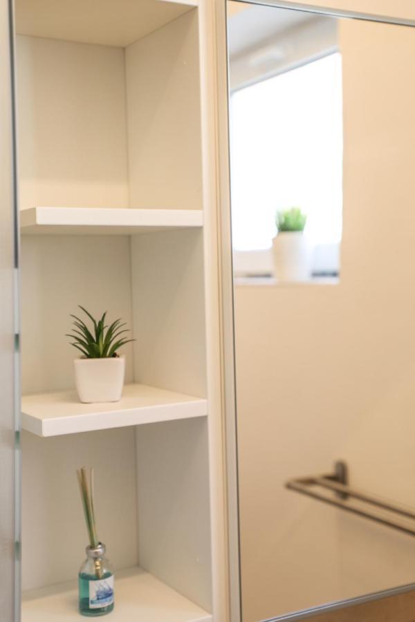Ultracentral Apartament With Balcony - Old Town Букурещ Екстериор снимка