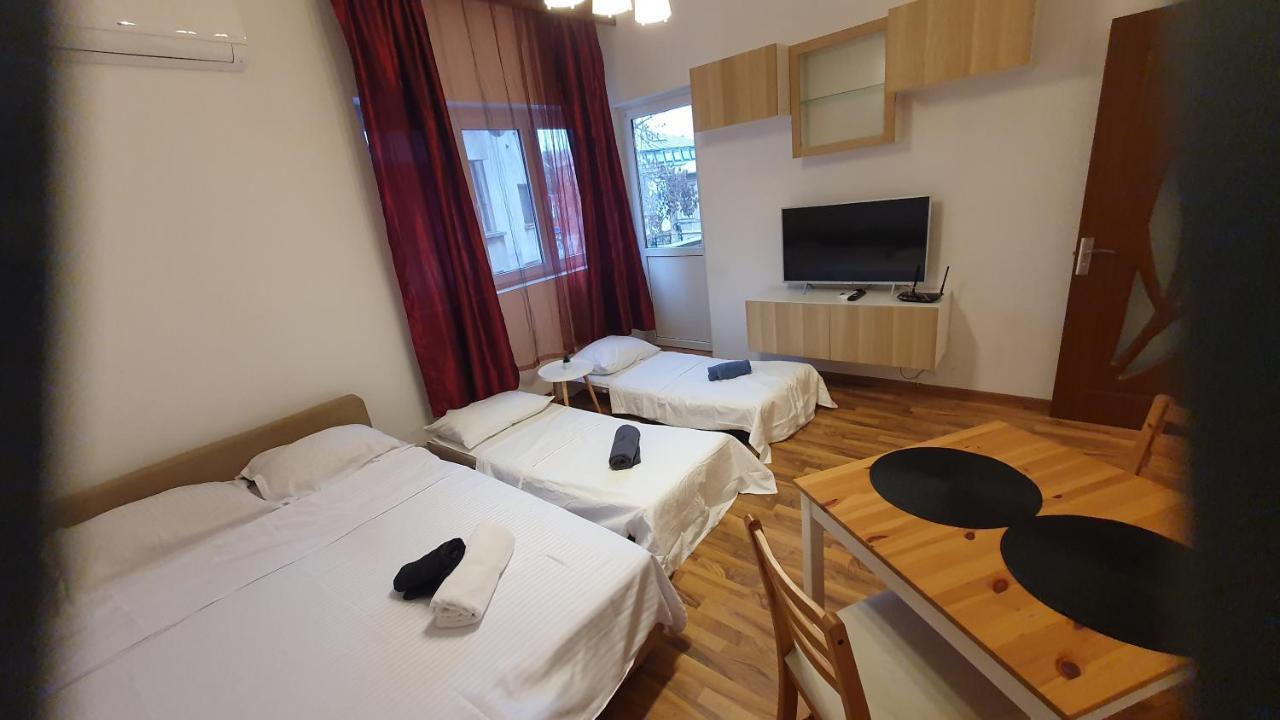 Ultracentral Apartament With Balcony - Old Town Букурещ Екстериор снимка